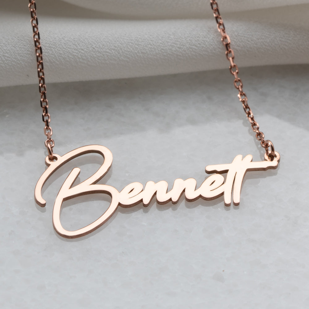 Custom Rosegold Name Jewelry