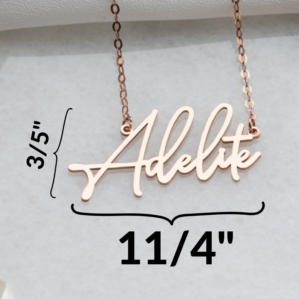 Minimalist custom name necklace with adjustable measurements, personalized for a sleek and modern look.