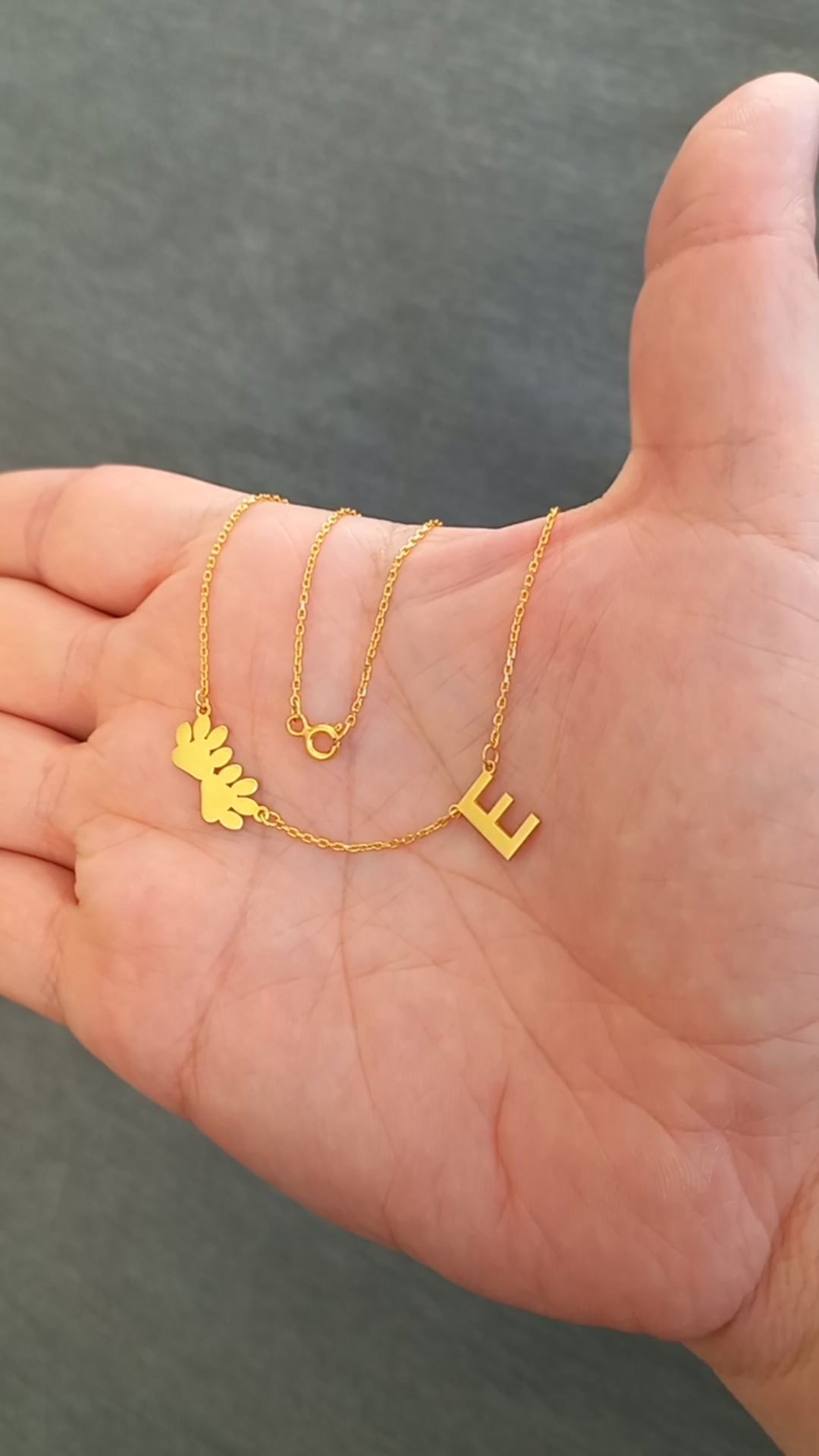 Custom dog lover necklace, a personalized and stylish jewelry piece designed to celebrate your love for dogs